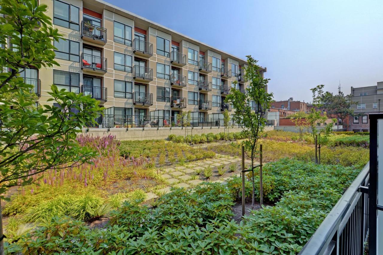 Gorgeous Old Town Condo With Patio And Parking! Victoria Exterior photo